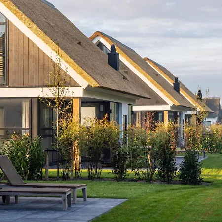 Luxury With Sauna Only A Few Minutes From The