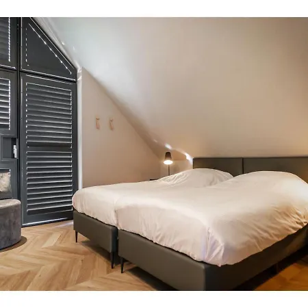 Villa Luxury With Sauna Only A Few Minutes From The